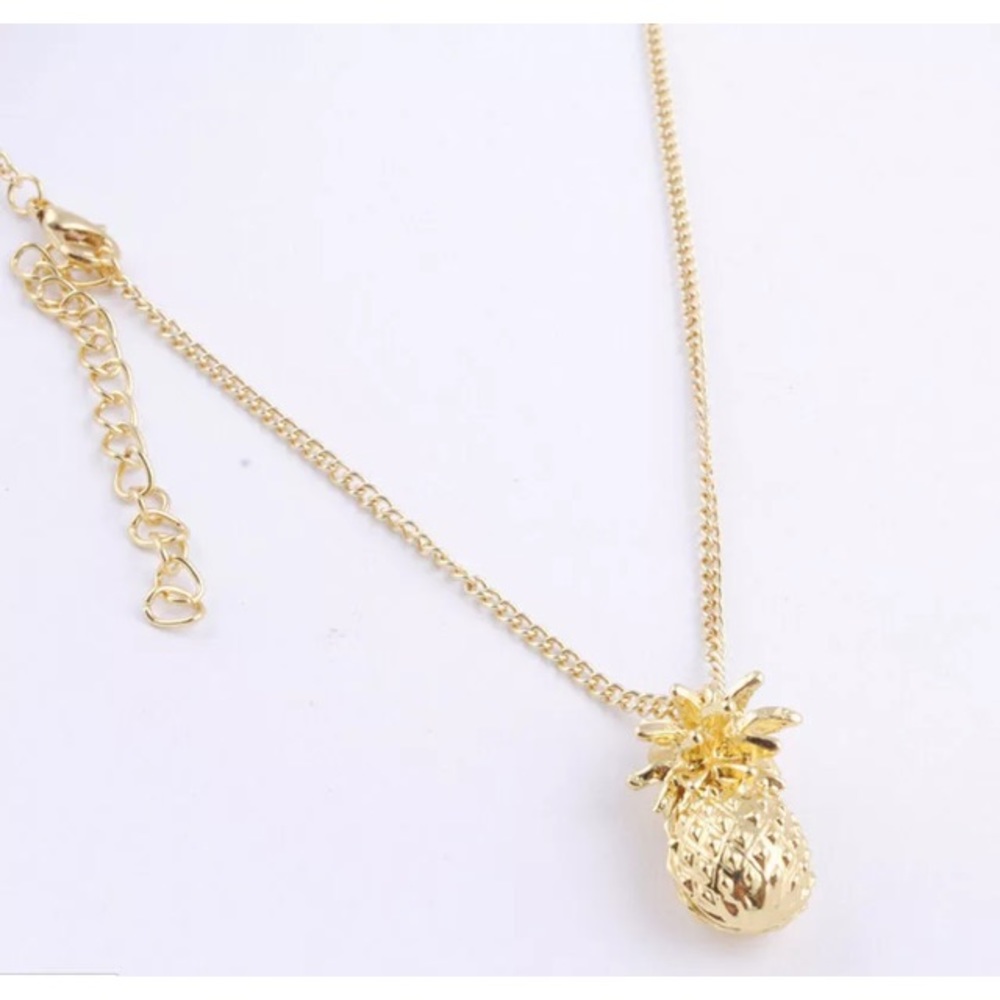 3 for $15🍍 Gold pineapple Statement necklace - Picture 3 of 4